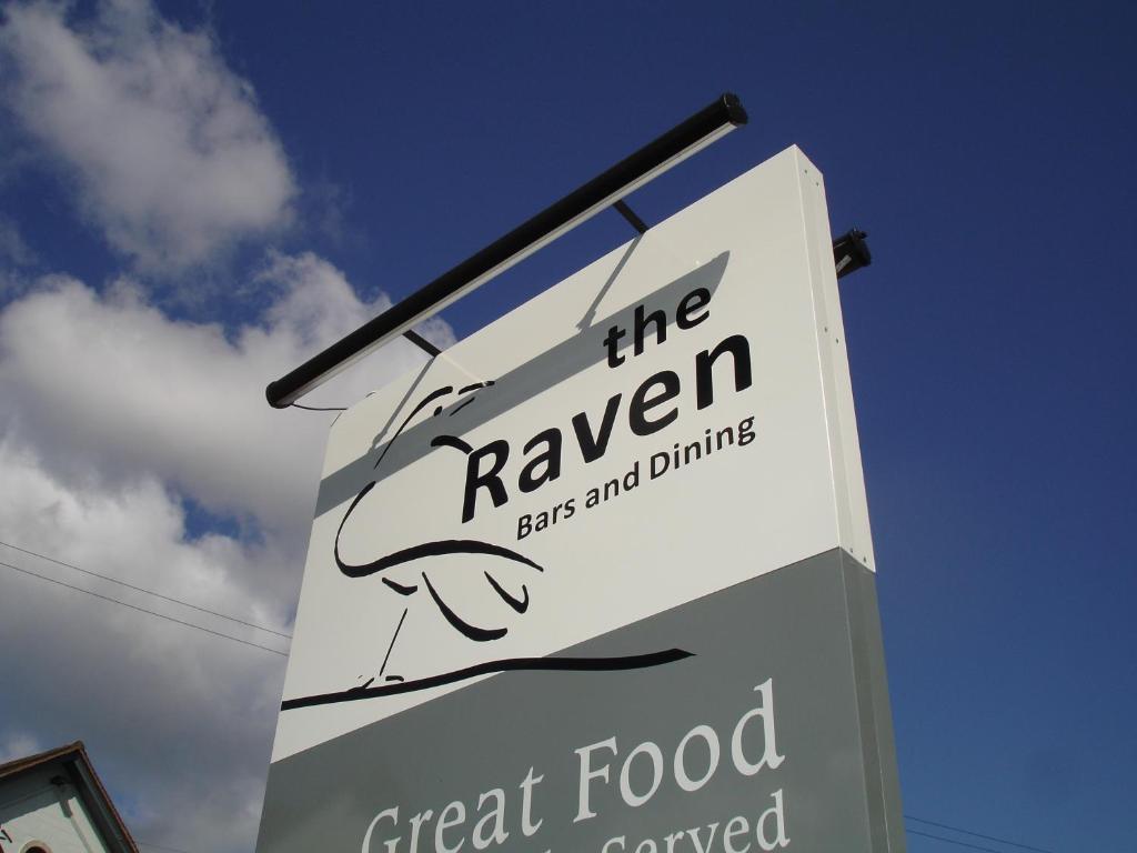 The Raven Hotel コービー エクステリア 写真